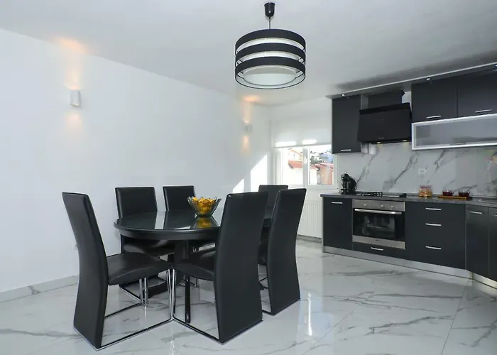 Copacabana Apartamento *